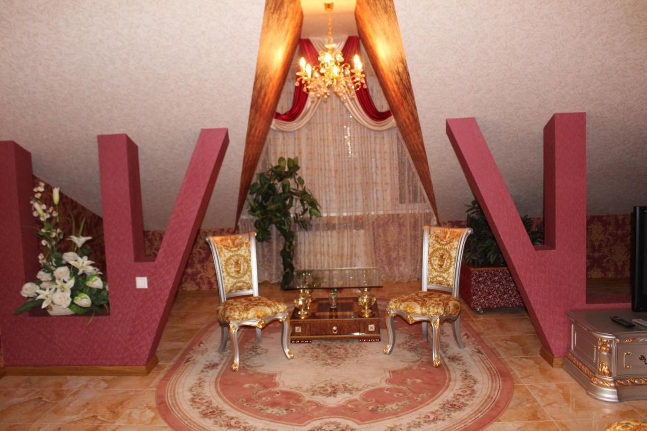 Ceasar Hotel Mykolaiv Exterior photo